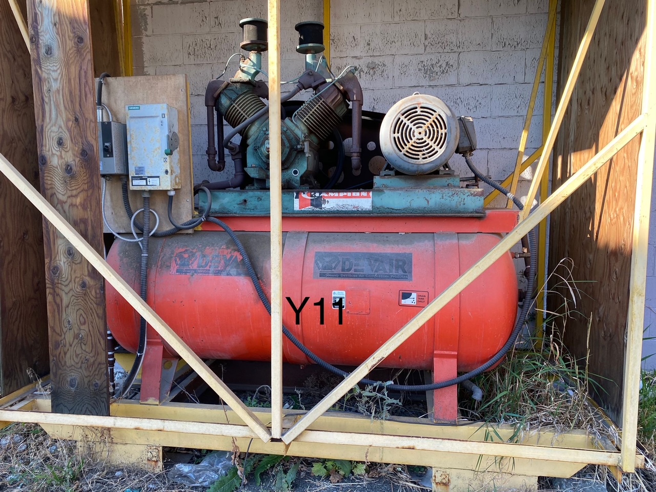 Devilbiss 25 HP Piston Compressor